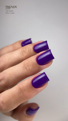 Ultra Violet — collection Ultra Violet, Trendy Nails
