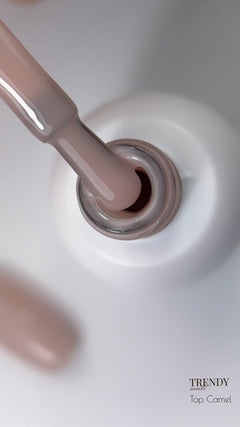 Top Camel, top coat beige laiteux, Trendy Nails