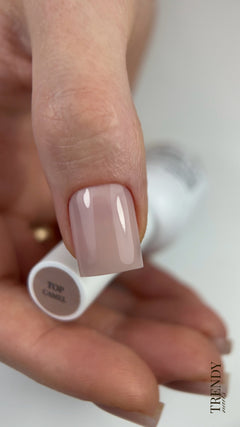 Top Camel, top coat beige laiteux, Trendy Nails